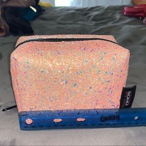 Glitter makeup bag 💄